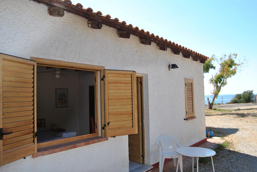 Camping B&B Gioiosa Gioiosa Marea Zewnętrze zdjęcie