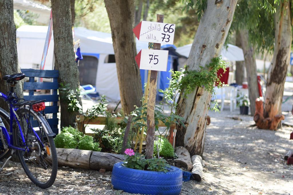 Camping B&B Gioiosa Gioiosa Marea Zewnętrze zdjęcie