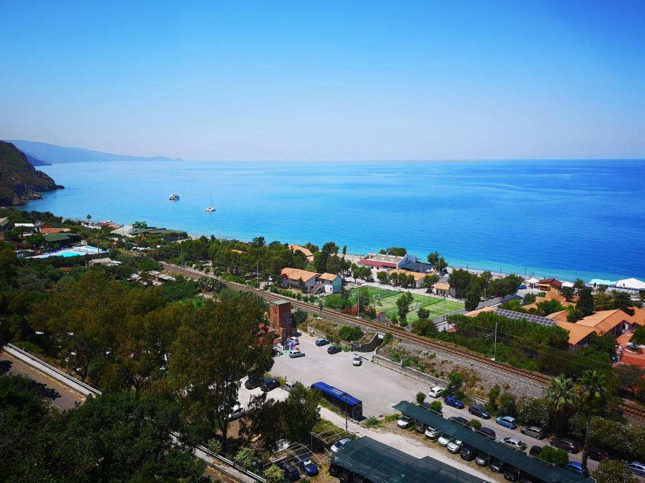 Camping B&B Gioiosa Gioiosa Marea Zewnętrze zdjęcie
