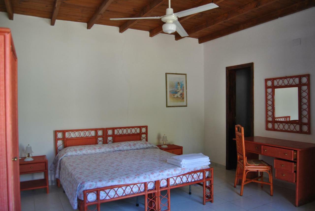 Camping B&B Gioiosa Gioiosa Marea Zewnętrze zdjęcie