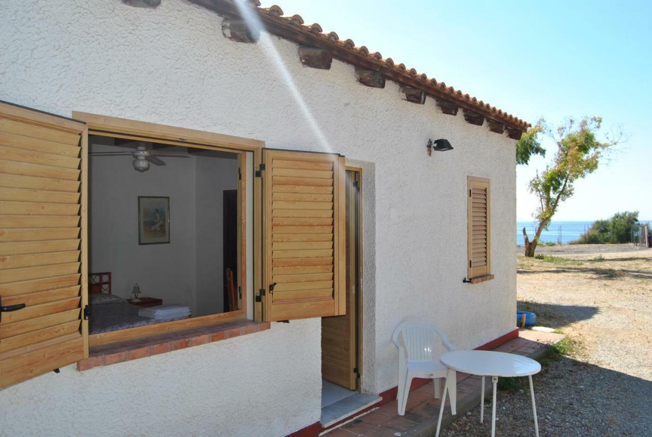 Camping B&B Gioiosa Gioiosa Marea Zewnętrze zdjęcie