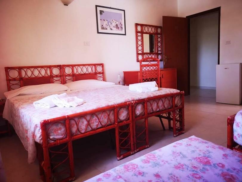 Camping B&B Gioiosa Gioiosa Marea Zewnętrze zdjęcie
